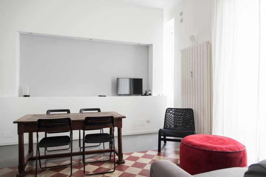 Mico 1 Bedroom Apartment - Youhosty Мілан Екстер'єр фото
