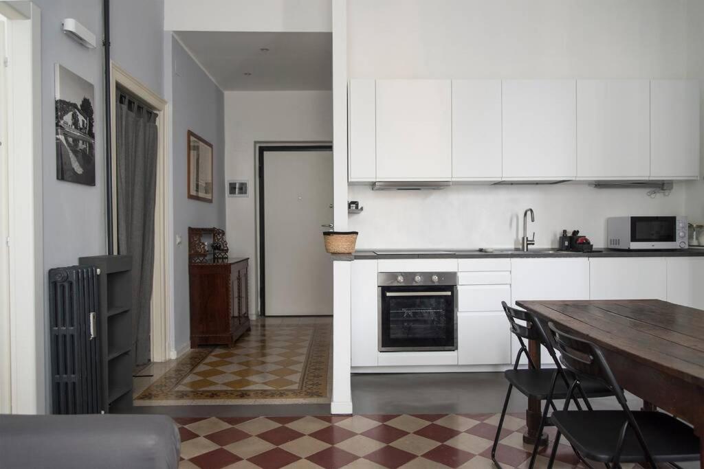 Mico 1 Bedroom Apartment - Youhosty Мілан Екстер'єр фото